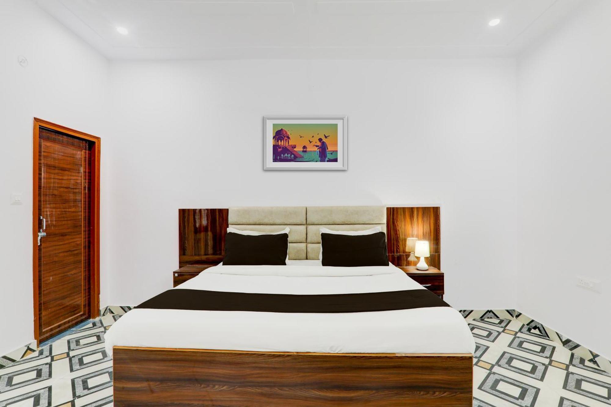 Hotel O White House Hasanganj Εξωτερικό φωτογραφία