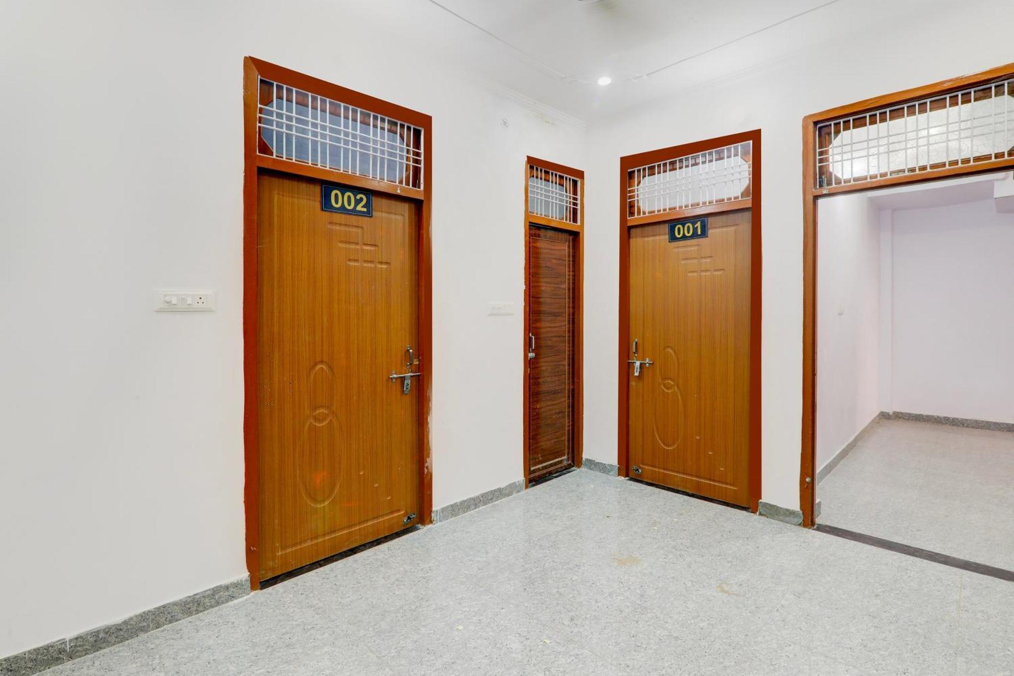 Hotel O White House Hasanganj Εξωτερικό φωτογραφία