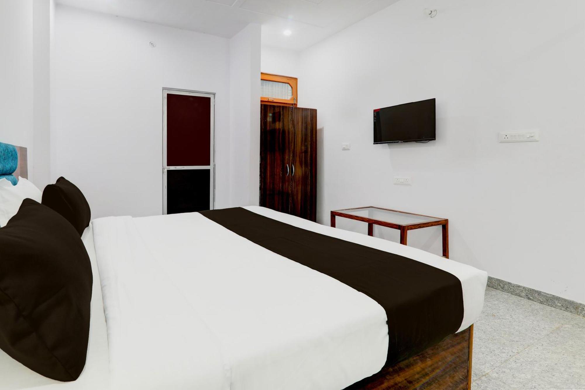 Hotel O White House Hasanganj Εξωτερικό φωτογραφία